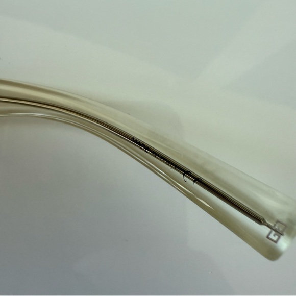 GIVENCHY women vintage sunglasses GV7154/G/S VK670 Authentic - Picture 5 of 9